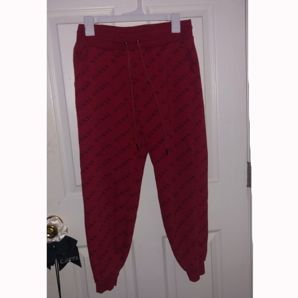 Guess joggers